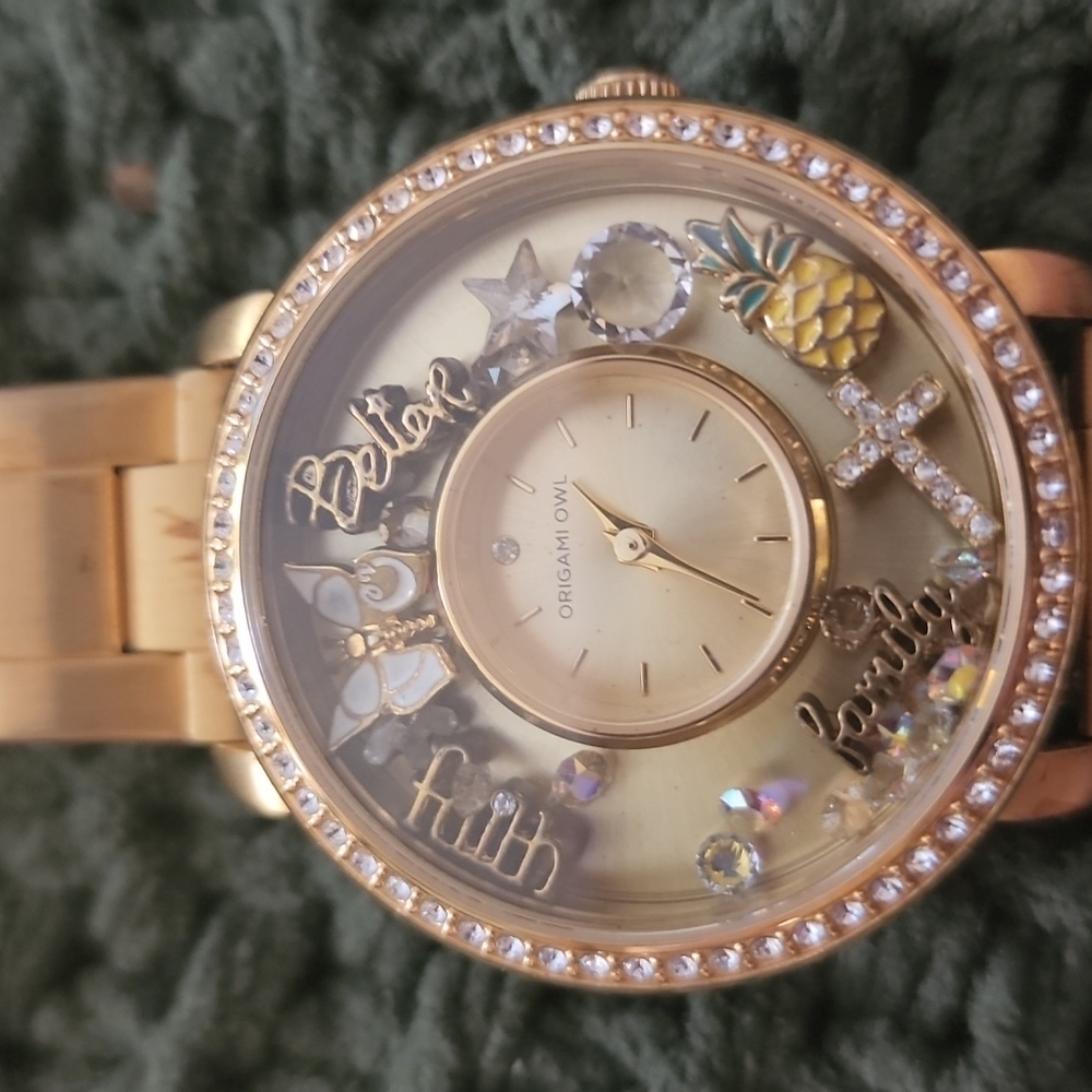 Origami Owl Gold watch with charms - Picture 2 of 3